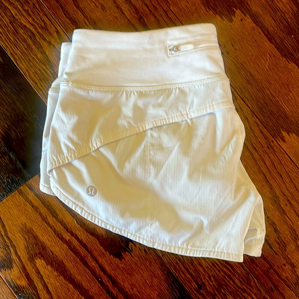 Lululemon shorts, size 6